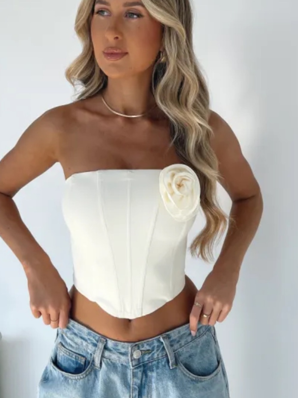 NWT Y2K Light Yellow  Strapless Corset Top White Fox Size Small